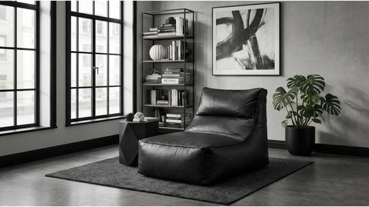 Fauteuil et pouf : une fusion inespérée à portée de votre salon