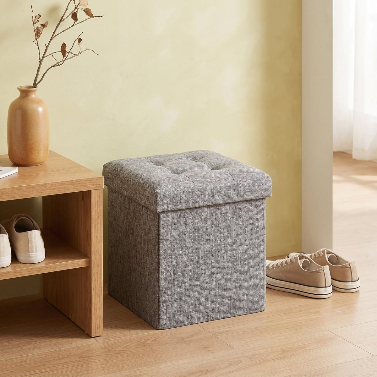 NEST | Petit pouf coffre pliable | Nomaï – mise en situation 1