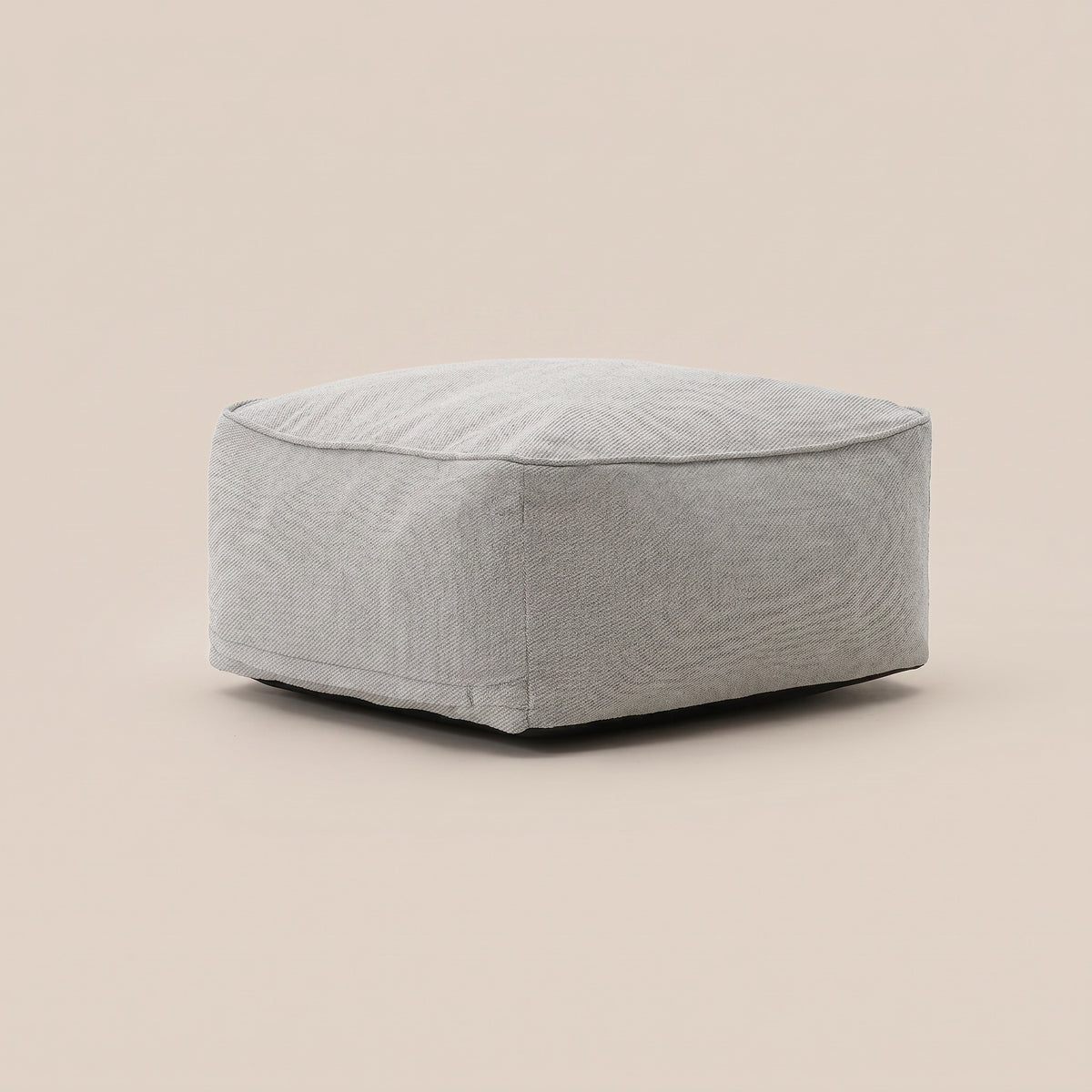 pouf-exterieur-chenille-jardin Nomaï