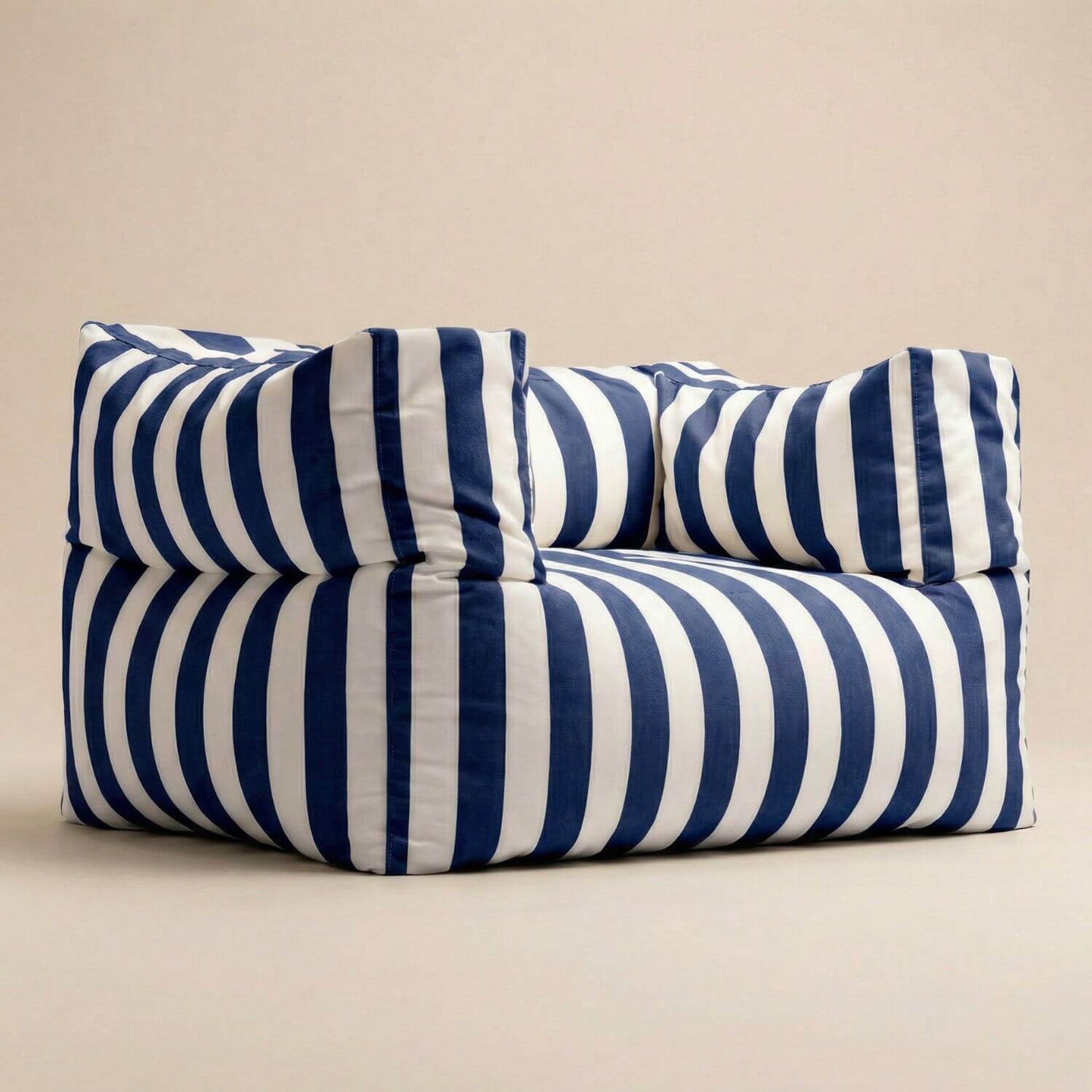 Pouf fauteuil pour extérieur | Nomaï Bleu marine