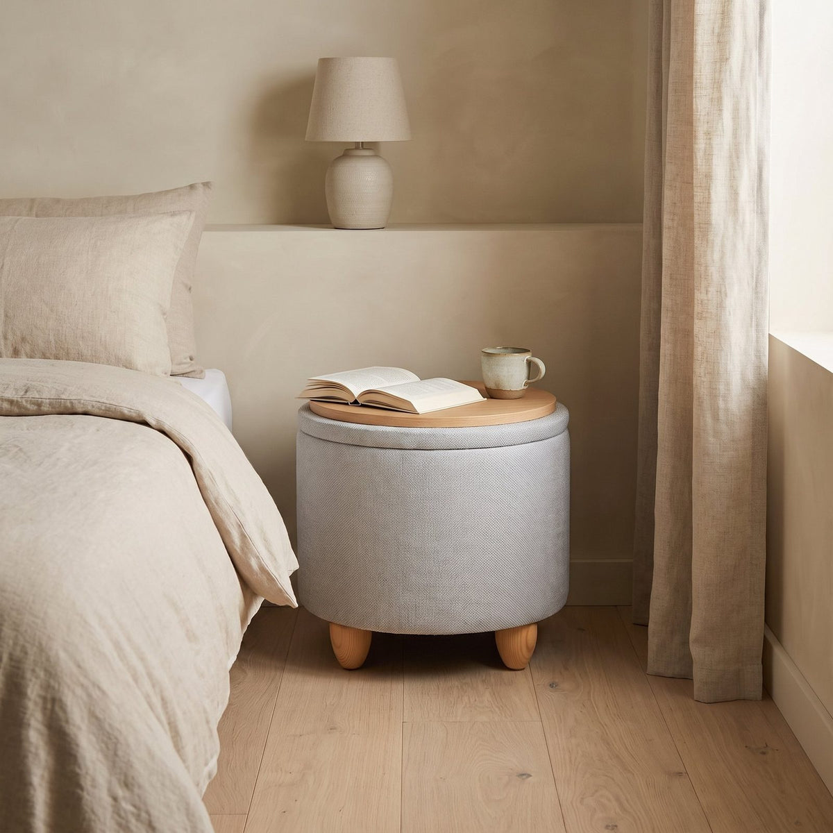 STOOLY | Pouf tabouret coffre rond | Nomaï – mise en situation 1