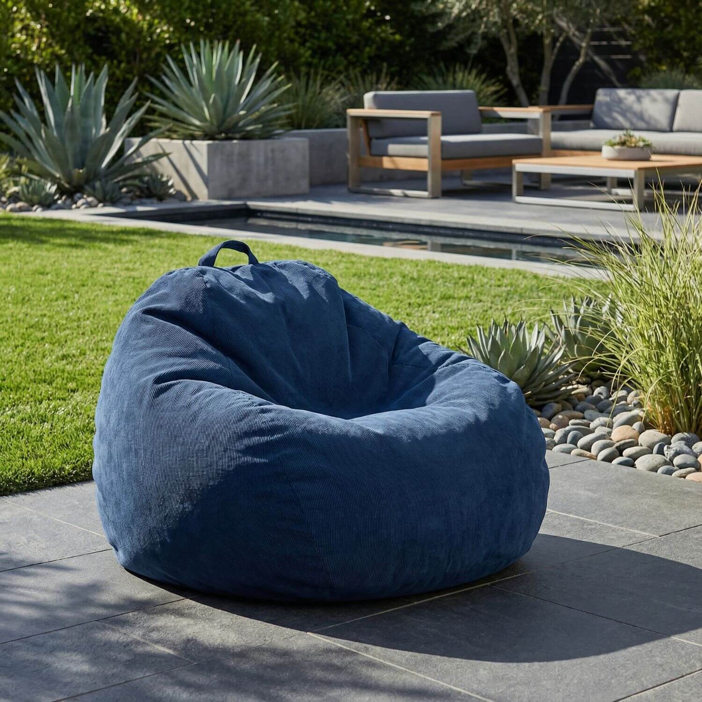 SOLIS | Pouf poire de jardin