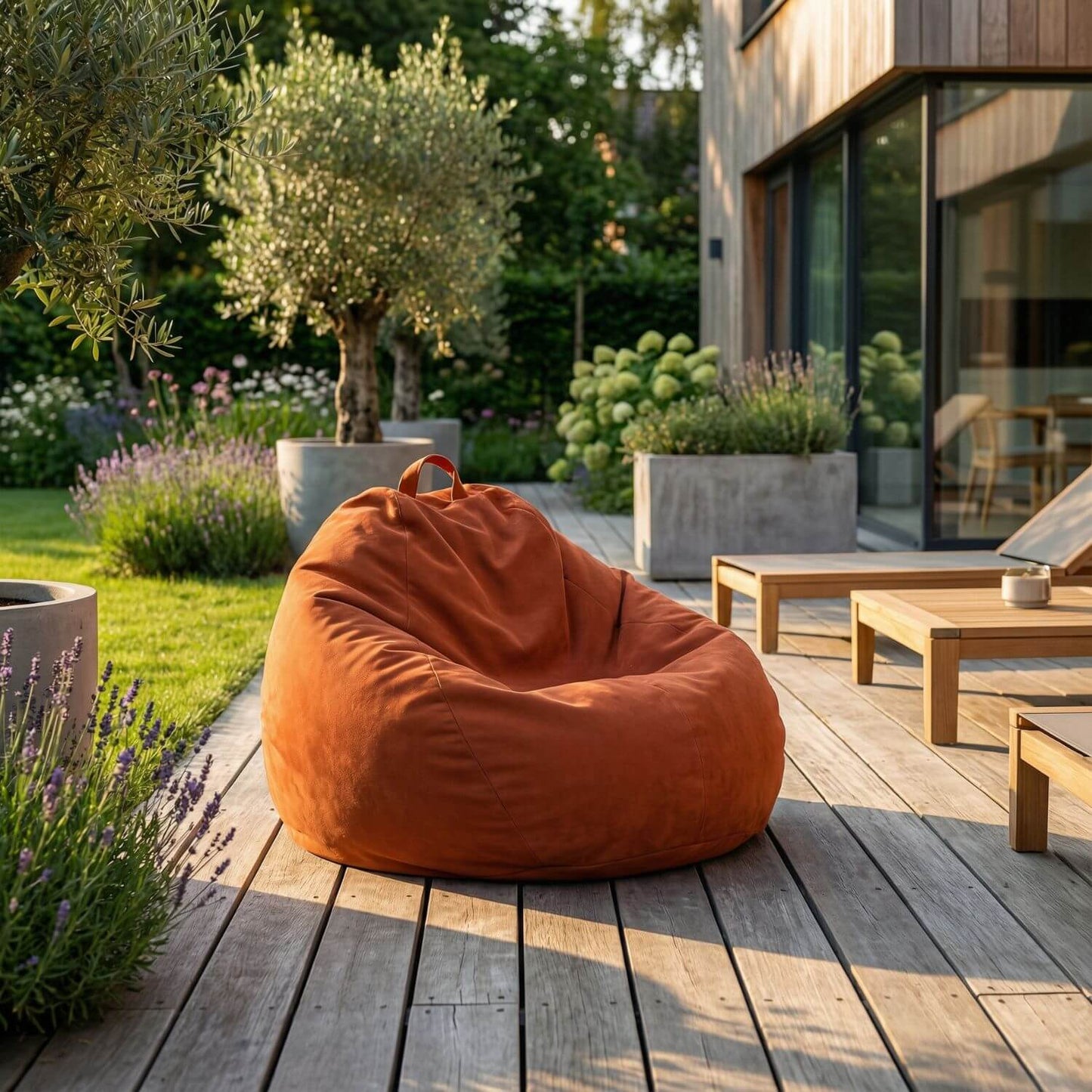 SOLIS | Pouf poire de jardin